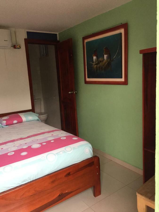 Hostal Sarai Pedernales Εξωτερικό φωτογραφία